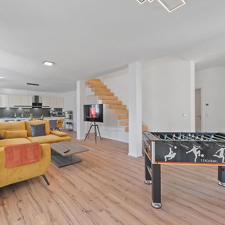 Golden Home With Barbecue, Yoga, Football Table Sinsheim Exterior foto
